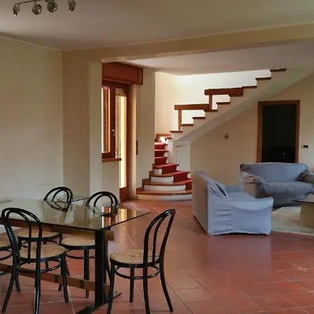 Holiday home Magnolia - Primo Piano Bolsena
